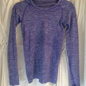 Lightweight Lululemon top